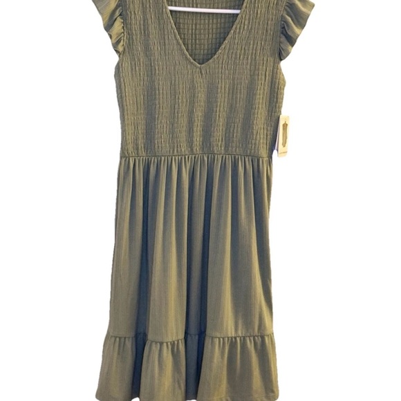 Lucky Brand Green Dress with Pleats & Ruffles, V-Neck, Size Small, NWT - Picture 7 of 11